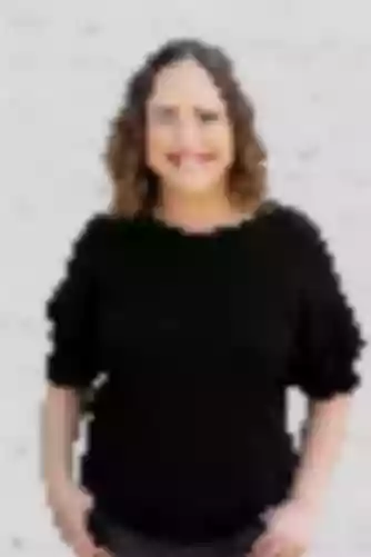 Gianna Fioravante, Paralegal